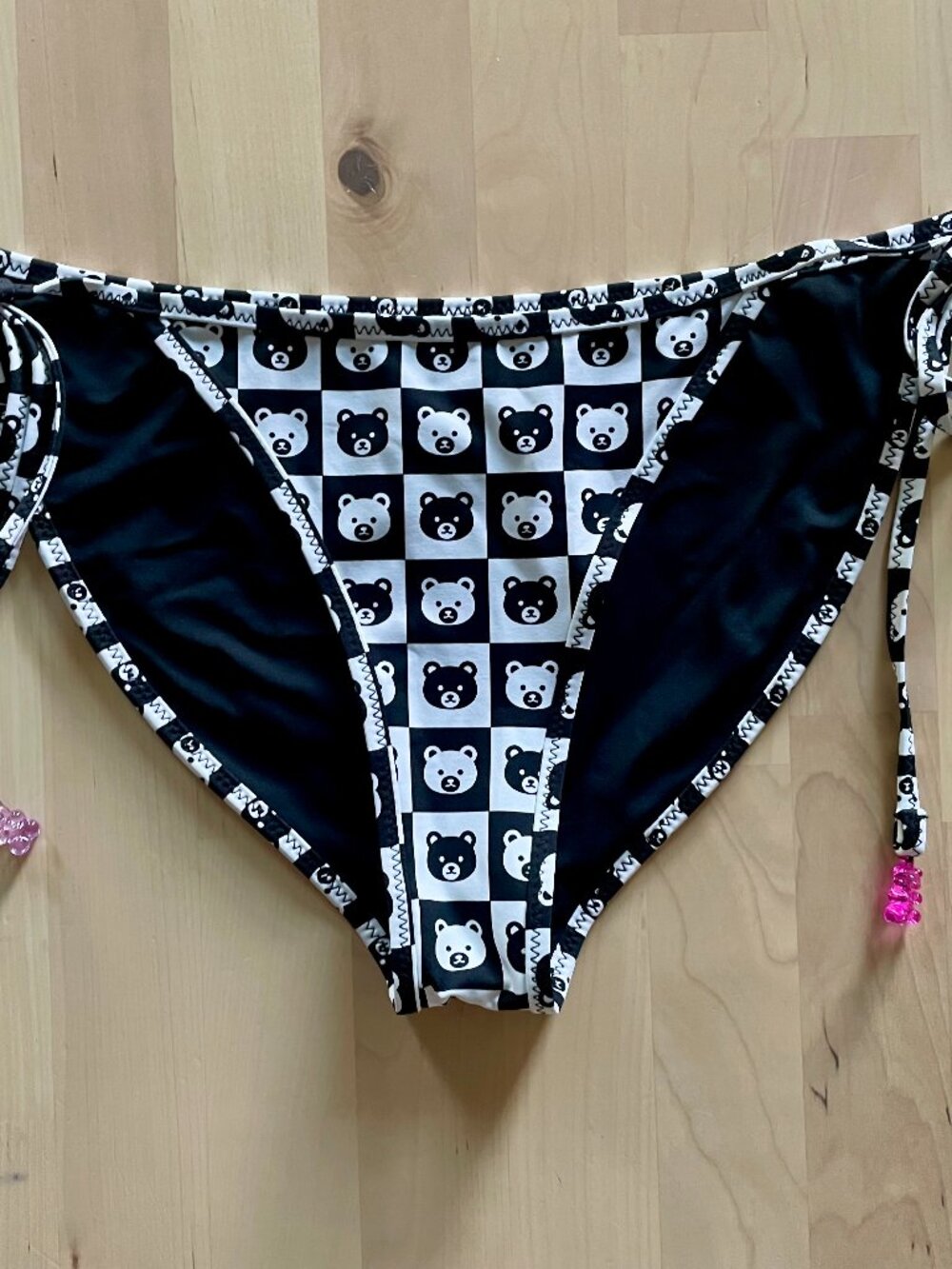 Teddy Fresh Women's Checkered Bear Bikini Bottom w/ Bear Charms size Medium NWOT